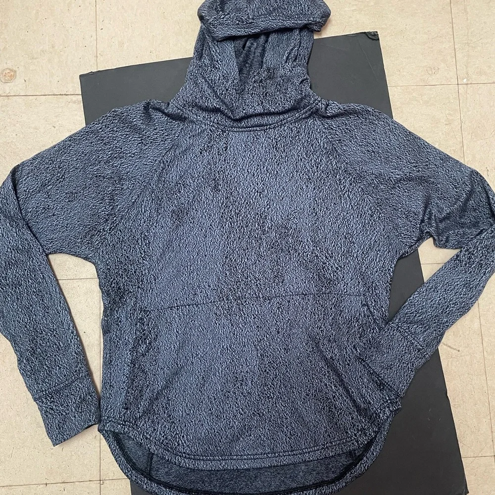 Lululemon Pick Up The Pace Long Sleeve Hoodie Size 6
